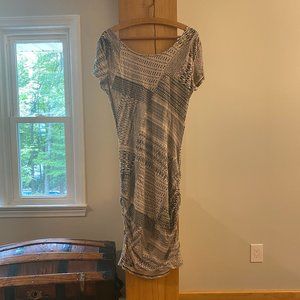 Jessica Simpson casual dress with cinched sides